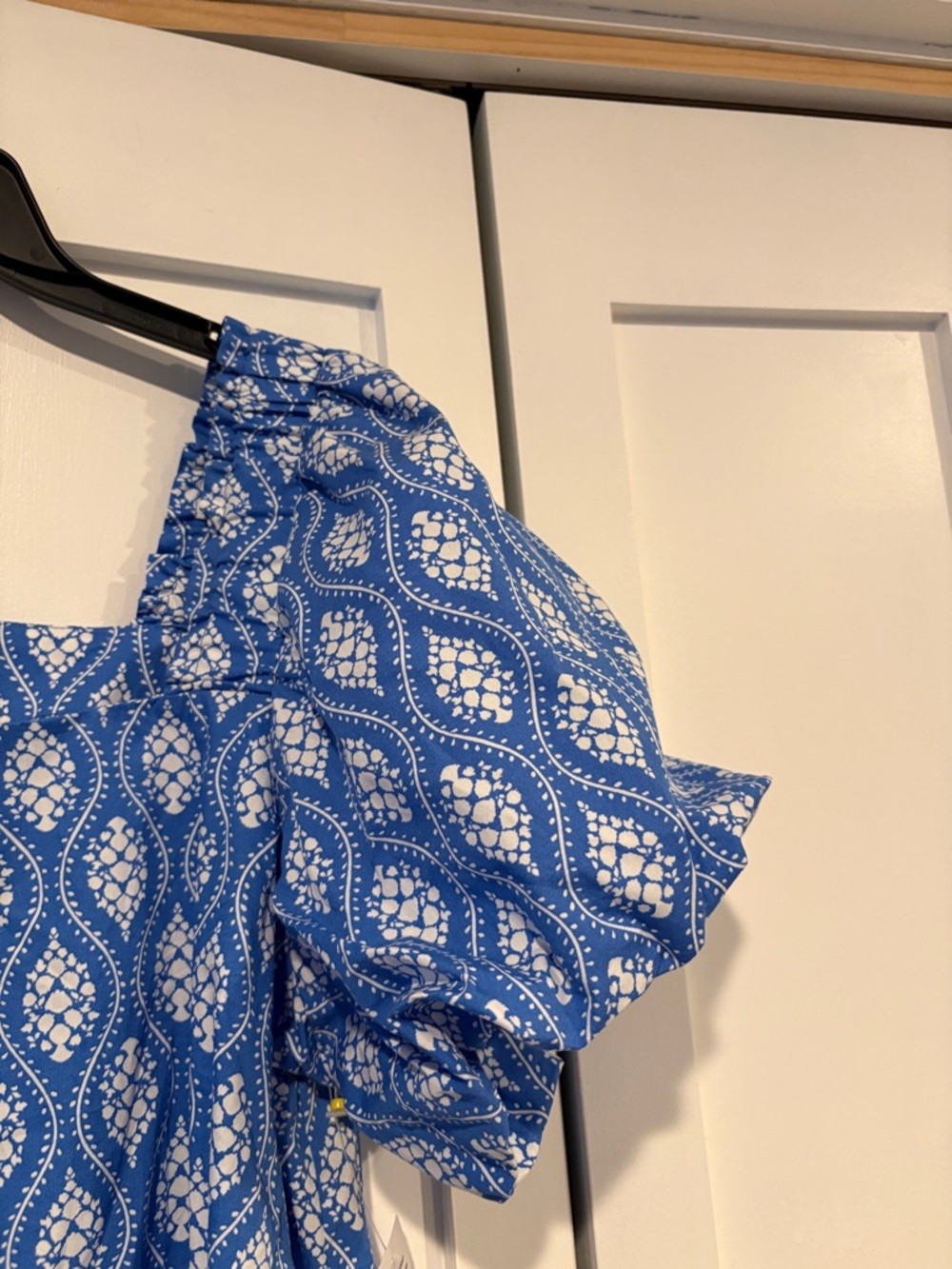 CeCe Blue Geometric Puff-Sleeve Square Neck Blouse - Picture 2 of 8